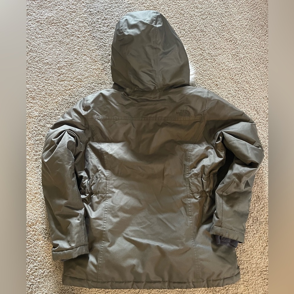 Girls North Face coat - Picture 5 of 5